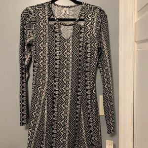 long sleeved patterned dress!